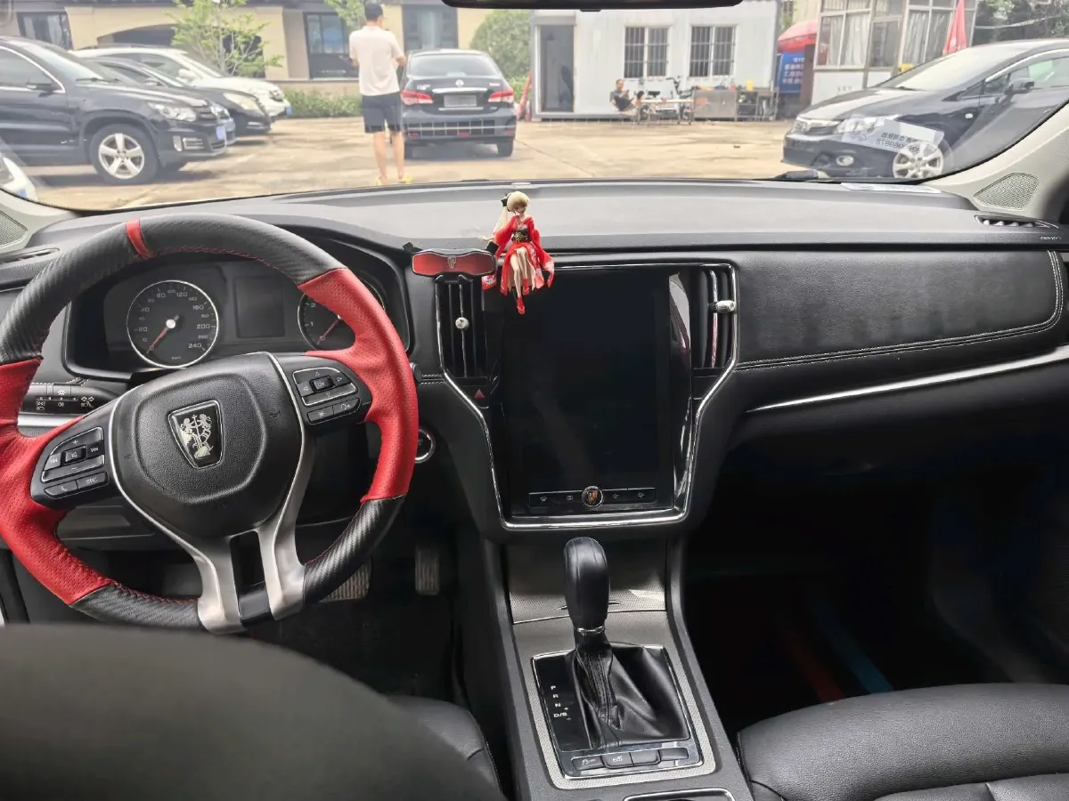 2020 Roewe i6 1.6L 125HP L4 CVT,autocango,china used car exporter,china ev exporter,chinese used car exporter,chinese used ev exporter