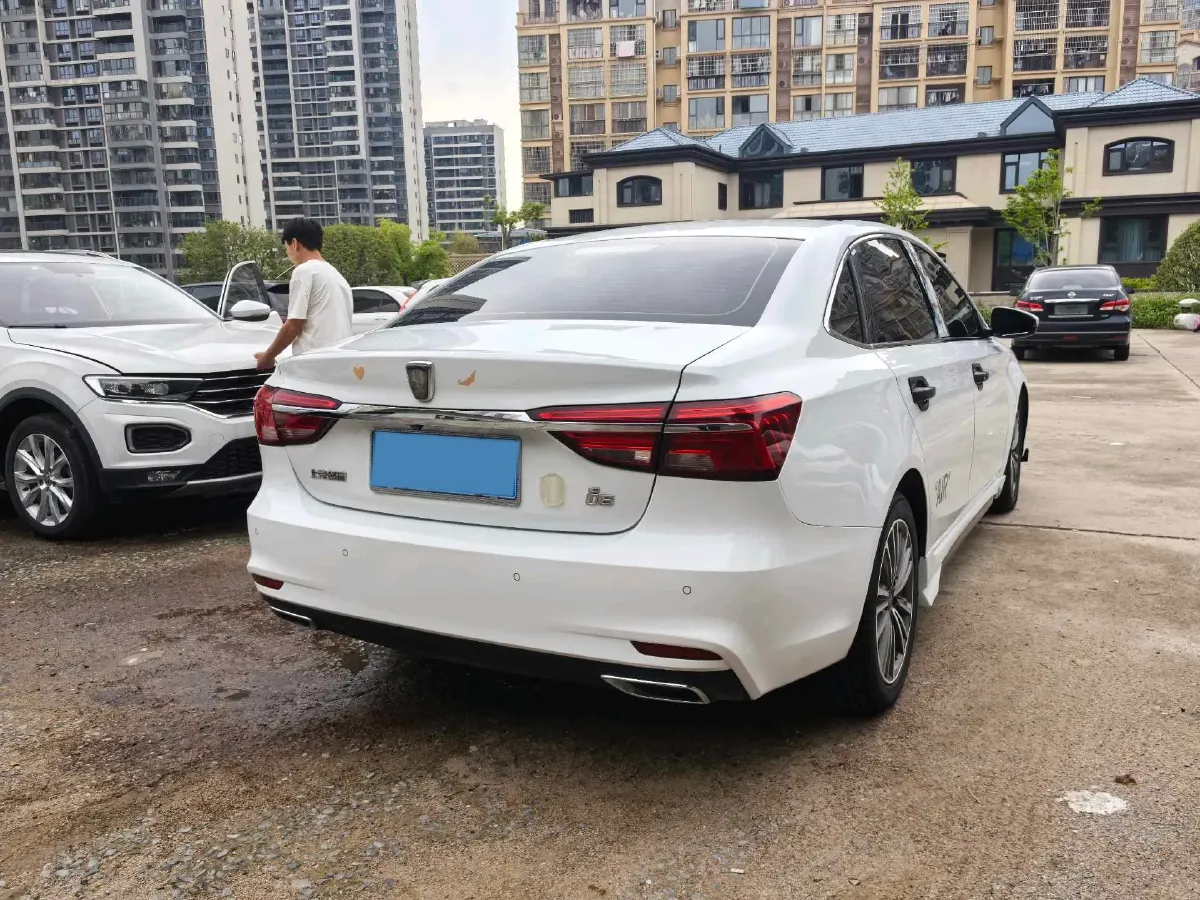 2020 Roewe i6 1.6L 125HP L4 CVT,autocango,china used car exporter,china ev exporter,chinese used car exporter,chinese used ev exporter