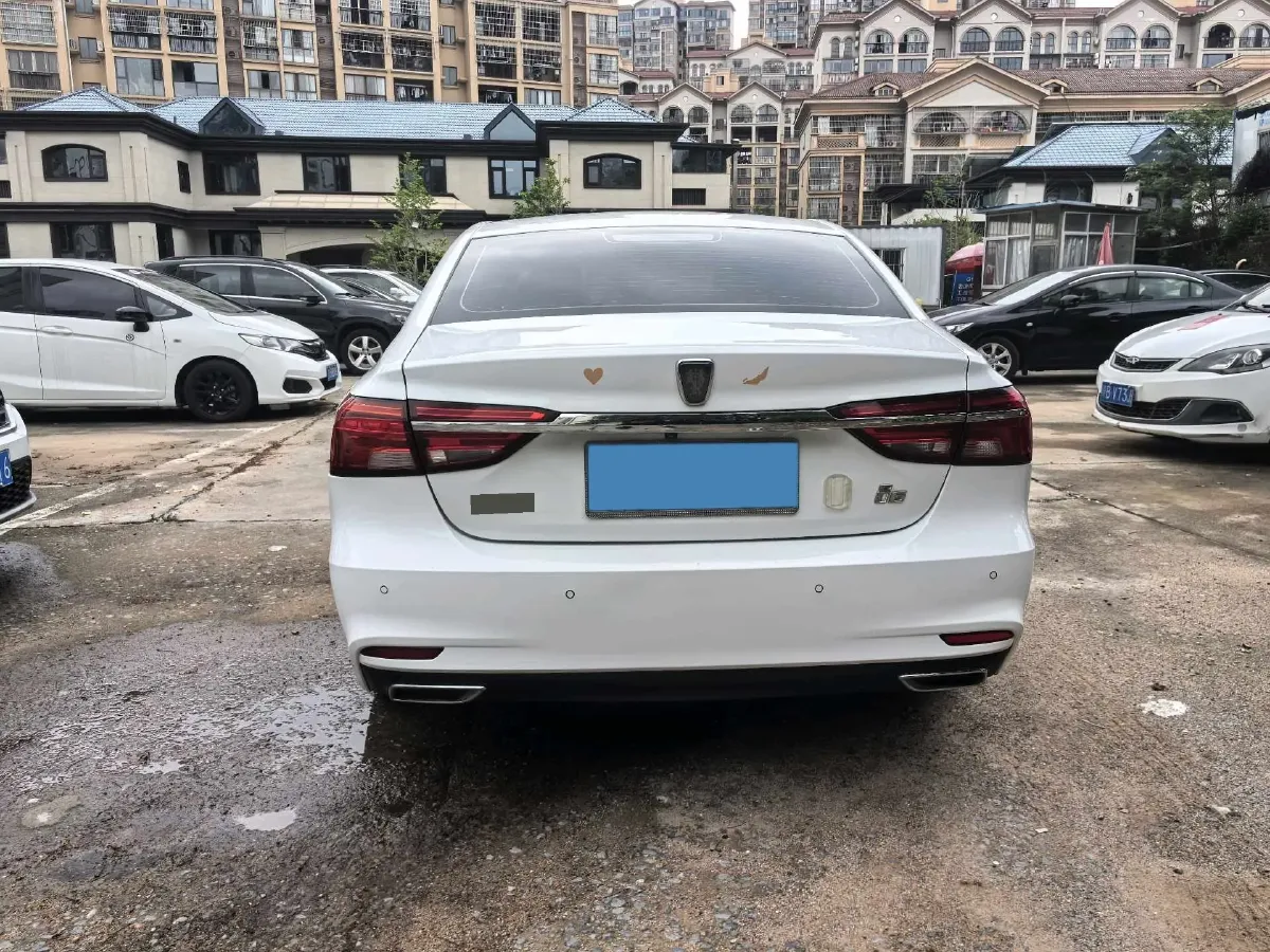 2020 Roewe i6 1.6L 125HP L4 CVT,autocango,china used car exporter,china ev exporter,chinese used car exporter,chinese used ev exporter