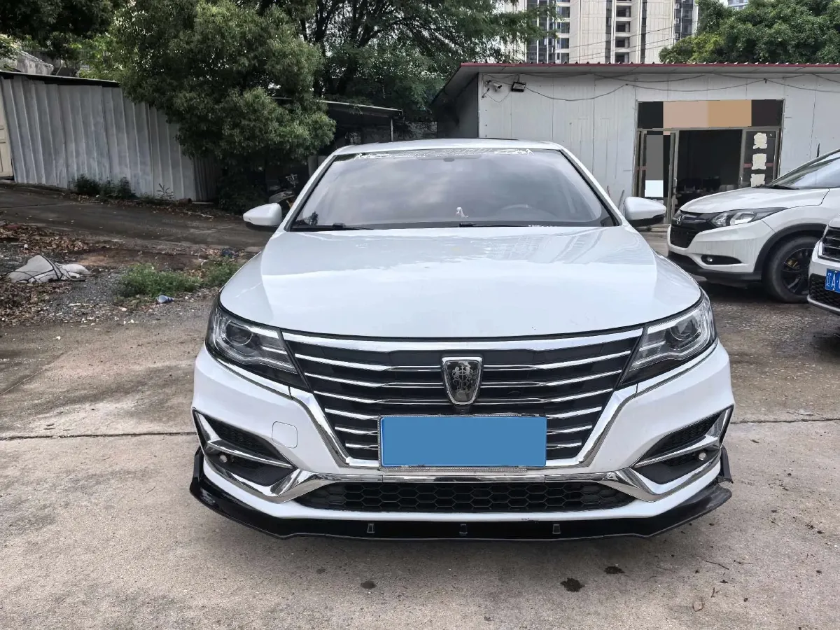 2020 Roewe i6 1.6L 125HP L4 CVT,autocango,china used car exporter,china ev exporter,chinese used car exporter,chinese used ev exporter