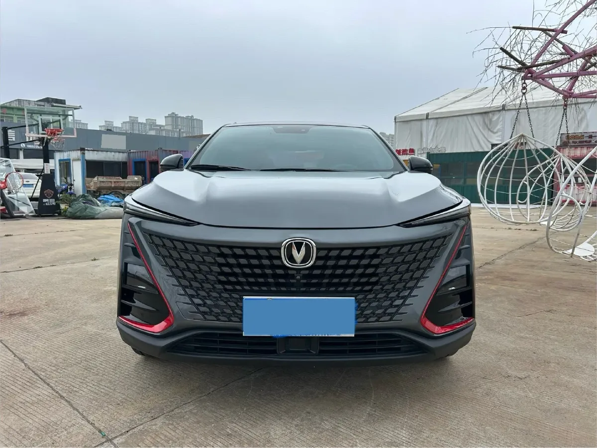 2020 ChangAn UNI-T 1.5T 180HP L4 7DCT,autocango,china used car exporter,china ev exporter,chinese used car exporter,chinese used ev exporter