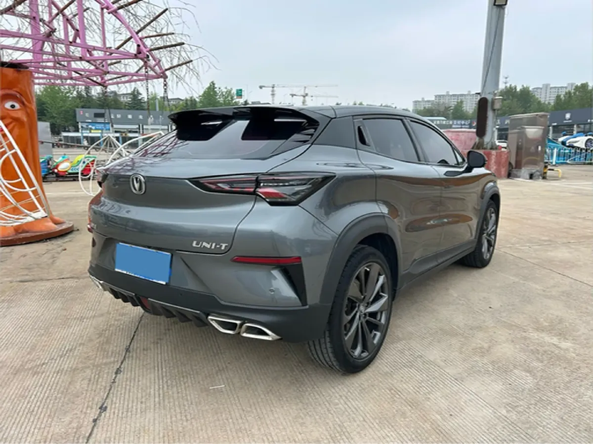 2020 ChangAn UNI-T 1.5T 180HP L4 7DCT,autocango,china used car exporter,china ev exporter,chinese used car exporter,chinese used ev exporter