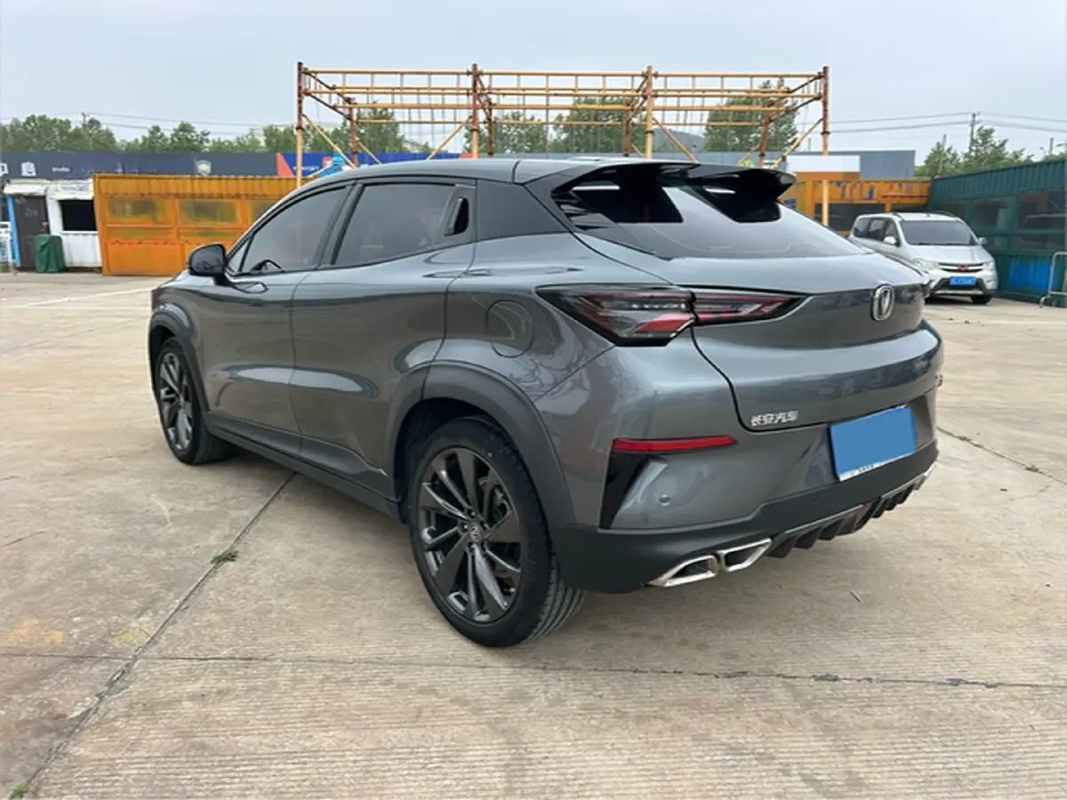 2020 ChangAn UNI-T 1.5T 180HP L4 7DCT,autocango,china used car exporter,china ev exporter,chinese used car exporter,chinese used ev exporter