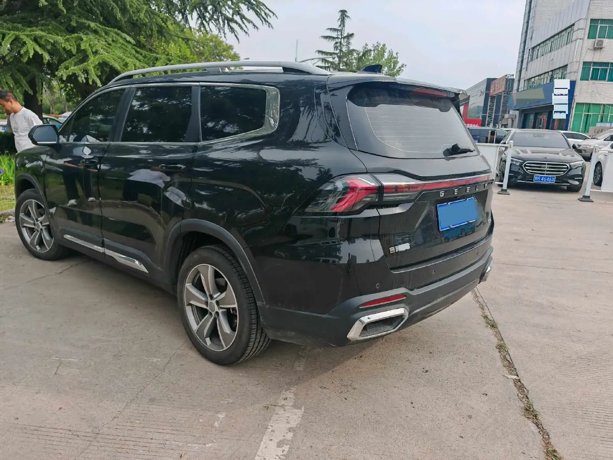 2024 Geely Okavango L 2.0T 218HP L4 7DCT,autocango,china used car exporter,china ev exporter,chinese used car exporter,chinese used ev exporter