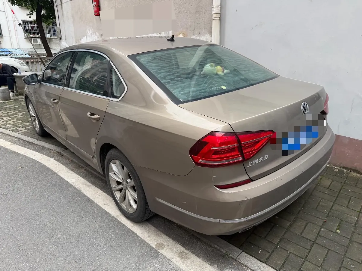 2017 Volkswagen Passat 1.8T 180HP L4 7DCT,autocango,china used car exporter,china ev exporter,chinese used car exporter,chinese used ev exporter