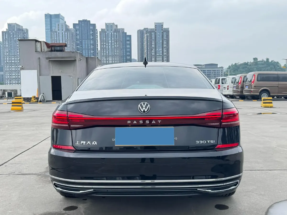 2023 Volkswagen Passat 2.0T 186HP L4 7DCT,autocango,china used car exporter,china ev exporter,chinese used car exporter,chinese used ev exporter