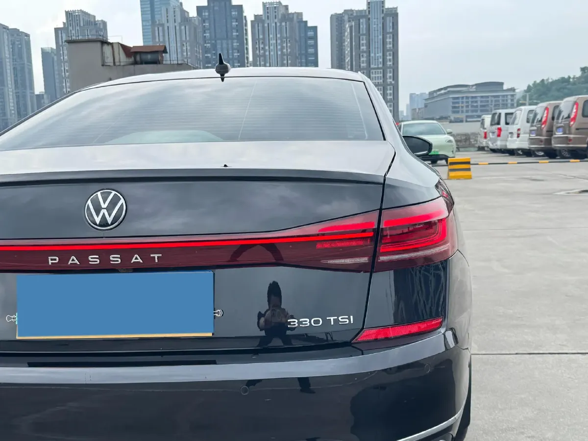 2023 Volkswagen Passat 2.0T 186HP L4 7DCT,autocango,china used car exporter,china ev exporter,chinese used car exporter,chinese used ev exporter