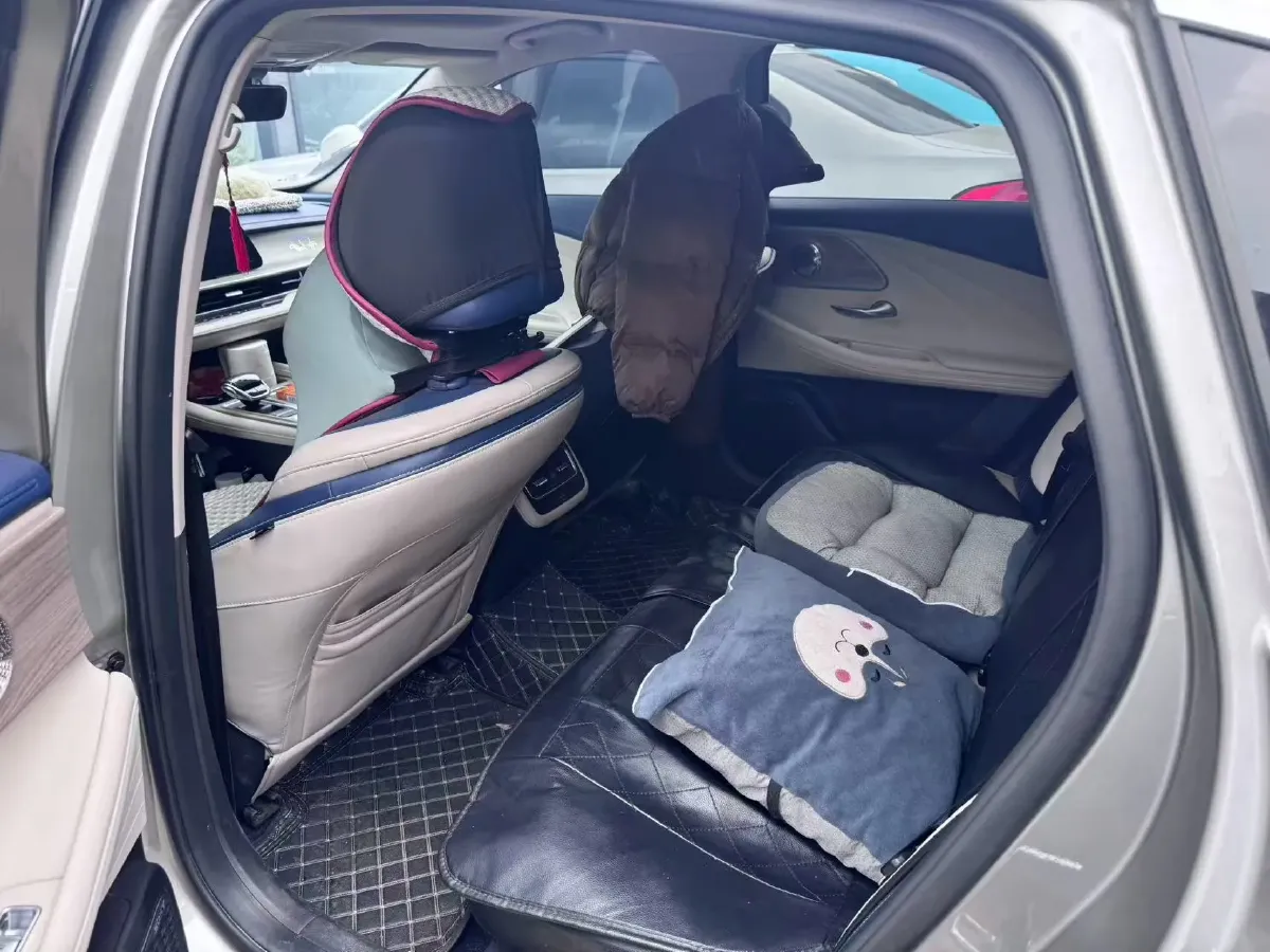 2022 Chery Arrizo 8 1.6T 197HP L4 7DCT,autocango,china used car exporter,china ev exporter,chinese used car exporter,chinese used ev exporter