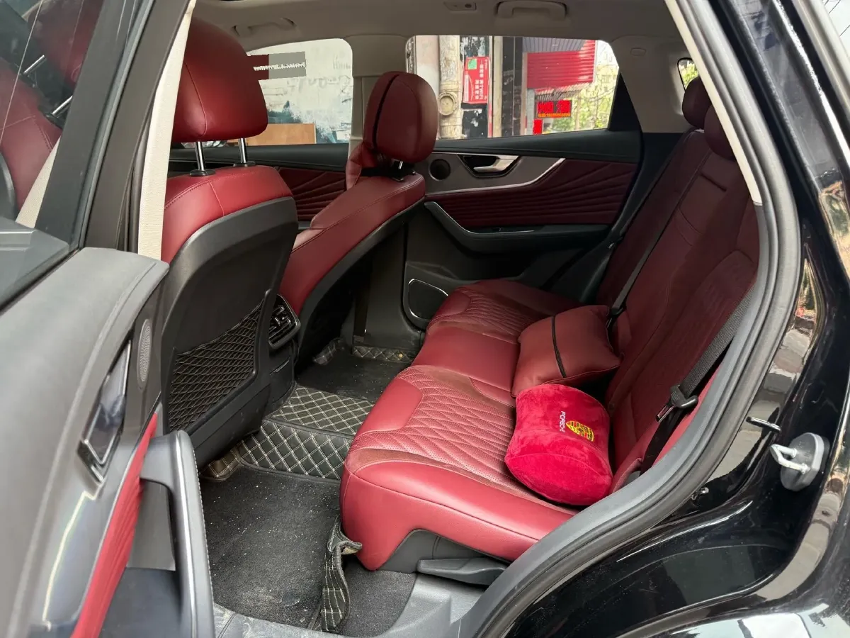 2023 HongQi HS5 2.0T 252HP L4 8AT,autocango,china used car exporter,china ev exporter,chinese used car exporter,chinese used ev exporter