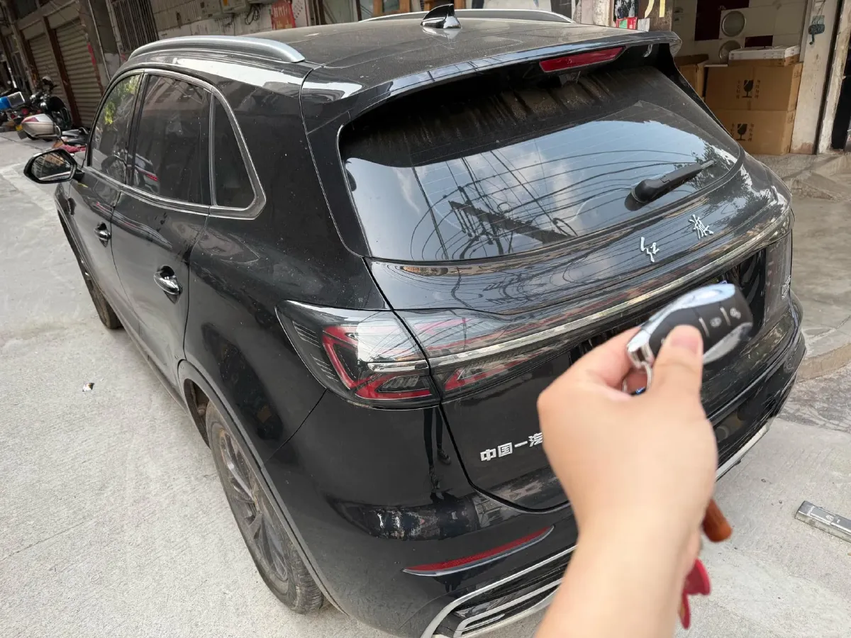 2023 HongQi HS5 2.0T 252HP L4 8AT,autocango,china used car exporter,china ev exporter,chinese used car exporter,chinese used ev exporter