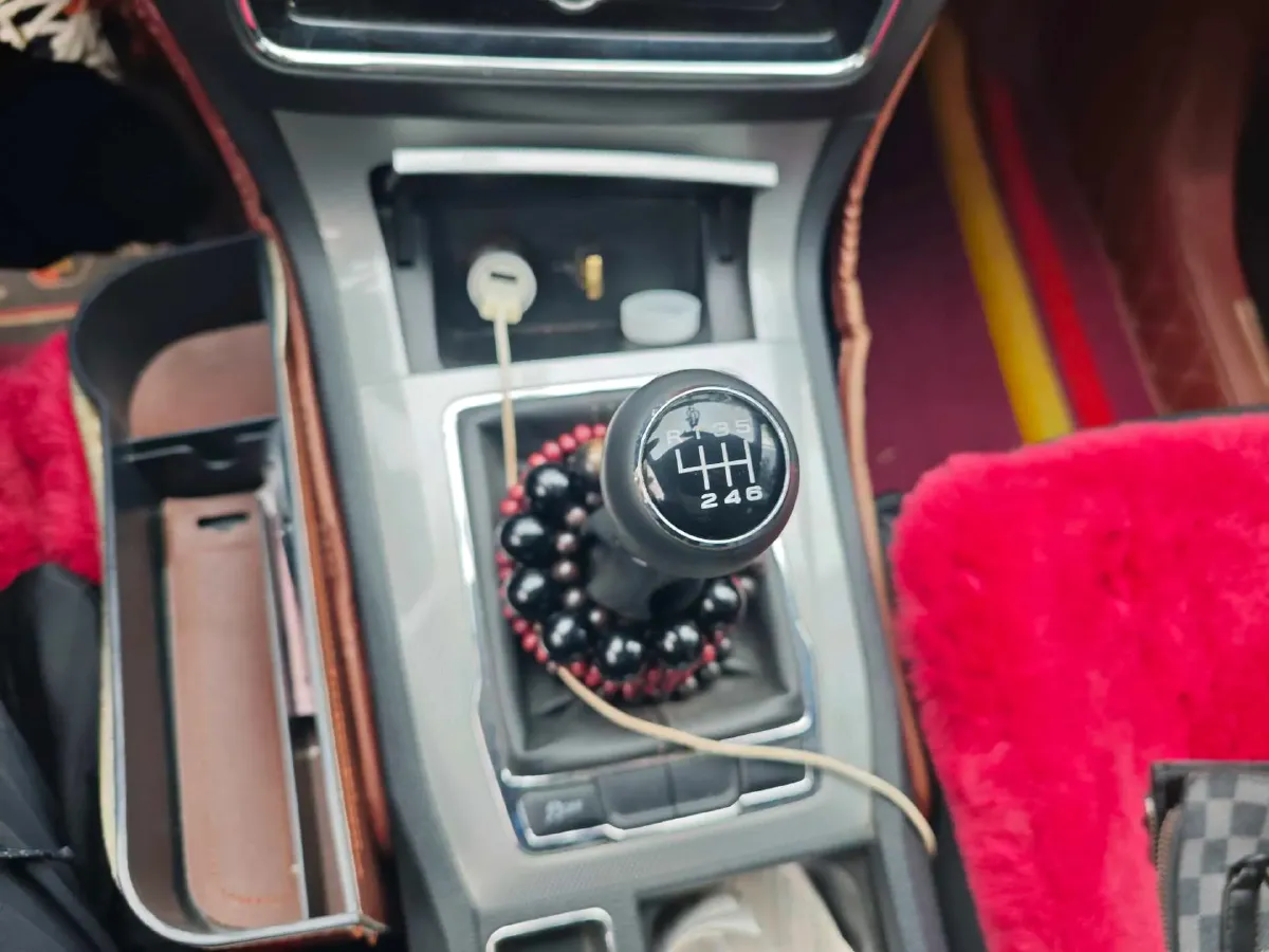 2020 Dongfeng YuFeng P16 2.4T 218HP L4 6MT,autocango,china used car exporter,china ev exporter,chinese used car exporter,chinese used ev exporter