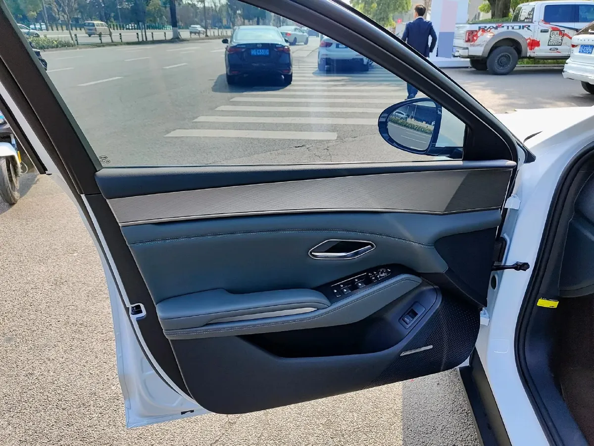 2024 BYD QinL 1.5L 101HP L4 E-CVT PHEV 15.87KWH,autocango,china used car exporter,china ev exporter,chinese used car exporter,chinese used ev exporter