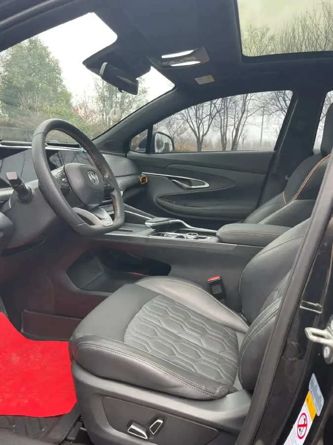 2022 ChangAn UNI-T 1.5T 188HP L4 7DCT,autocango,china used car exporter,china ev exporter,chinese used car exporter,chinese used ev exporter