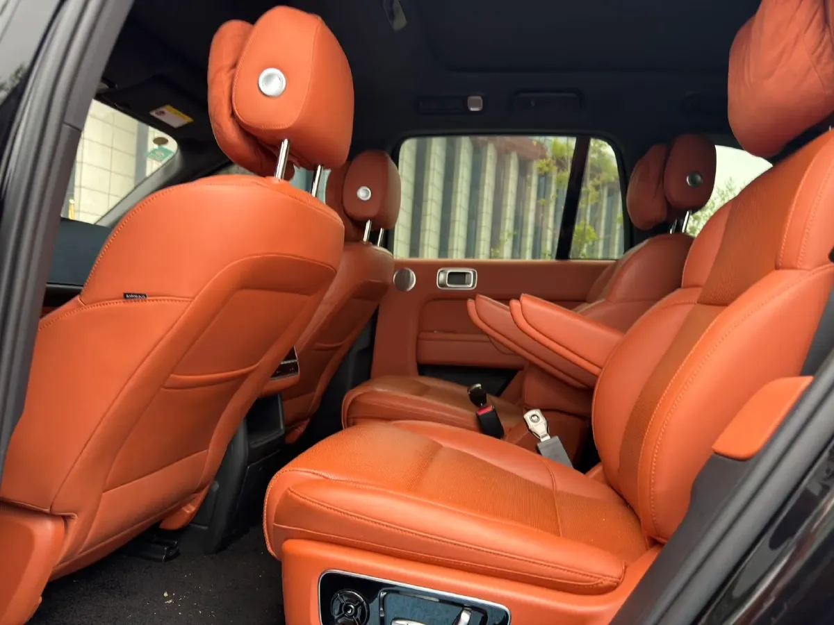 2023 Li L8 Range Extended 154HP REEV 40.9KWH,autocango,china used car exporter,china ev exporter,chinese used car exporter,chinese used ev exporter