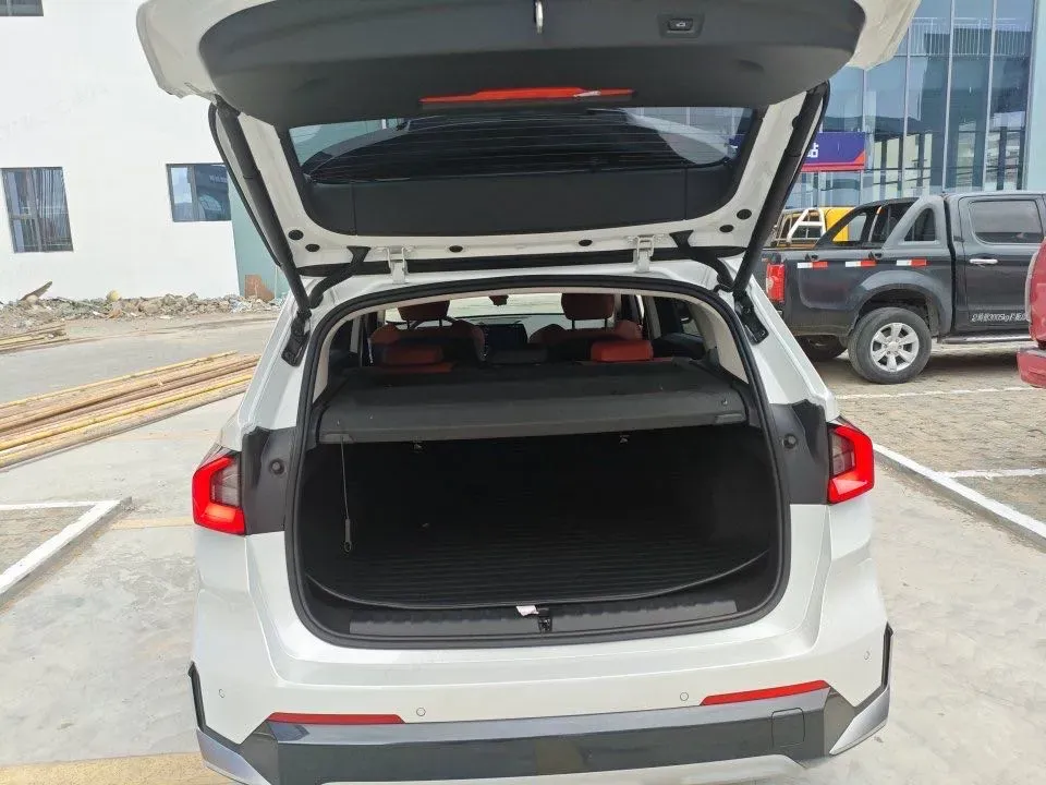 2023 BMW X1 1.5T 156HP L3 7DCT,autocango,china used car exporter,china ev exporter,chinese used car exporter,chinese used ev exporter