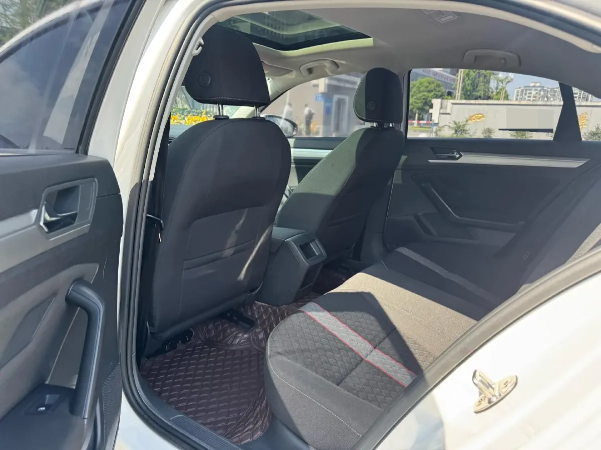 2021 DongFeng Forthing S50EV BEV 57.2KWH,autocango,china used car exporter,china ev exporter,chinese used car exporter,chinese used ev exporter