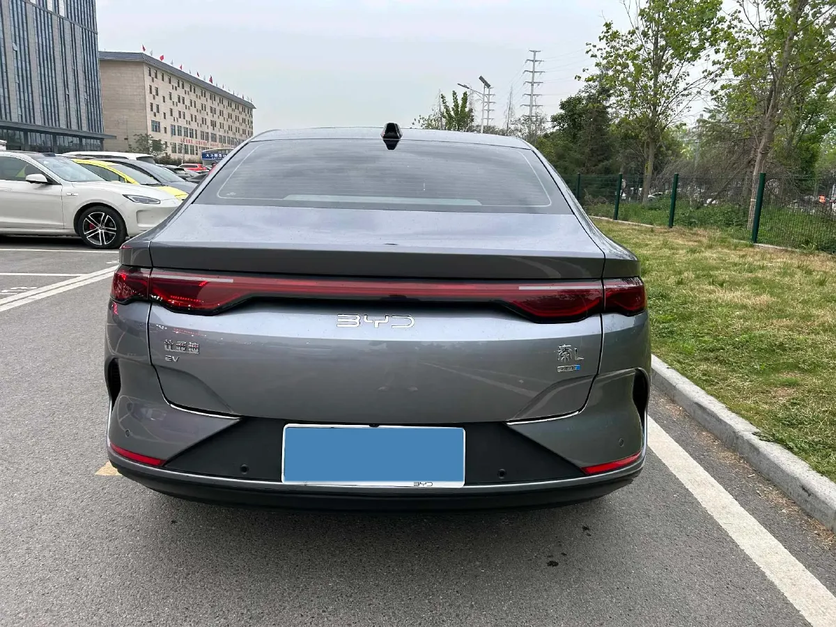 2025 BYD QinL BEV,autocango,china used car exporter,china ev exporter,chinese used car exporter,chinese used ev exporter