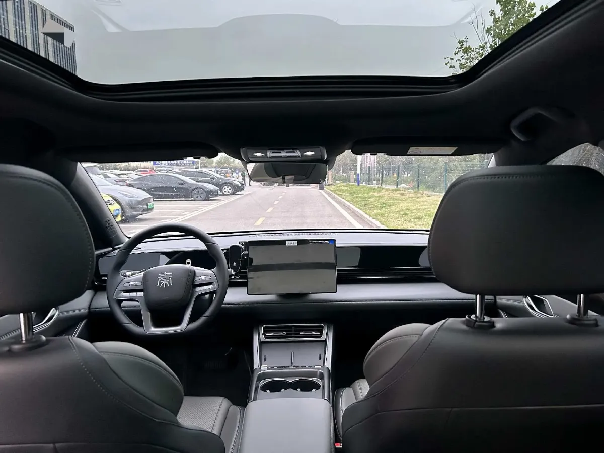 2025 BYD QinL BEV,autocango,china used car exporter,china ev exporter,chinese used car exporter,chinese used ev exporter