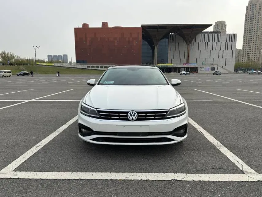2019 Volkswagen Passat 1.4T 150HP L4 7DCT,autocango,china used car exporter,china ev exporter,chinese used car exporter,chinese used ev exporter