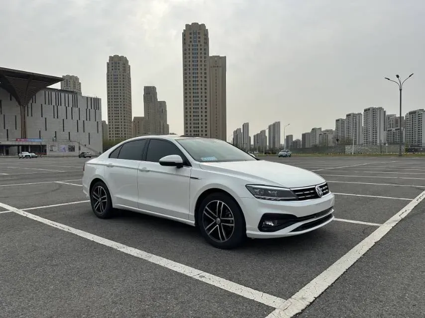 2019 Volkswagen Passat 1.4T 150HP L4 7DCT,autocango,china used car exporter,china ev exporter,chinese used car exporter,chinese used ev exporter