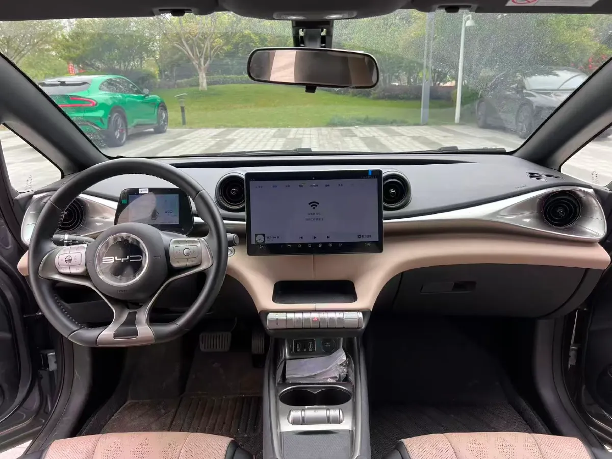 2023 BYD Dolphin BEV 44.928KWH,autocango,china used car exporter,china ev exporter,chinese used car exporter,chinese used ev exporter