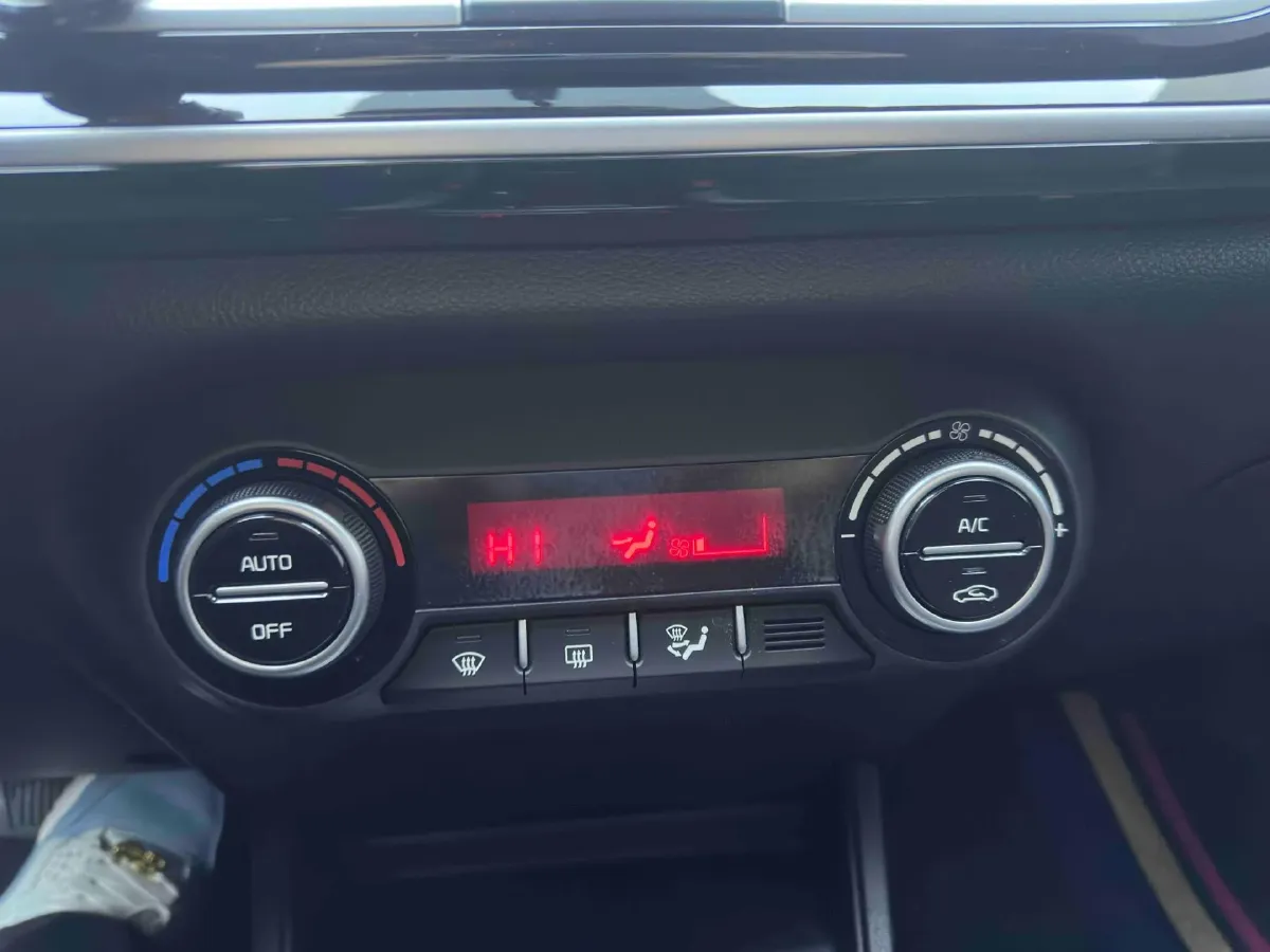 2021 Kia KX1 1.4L 100HP L4 CVT,autocango,china used car exporter,china ev exporter,chinese used car exporter,chinese used ev exporter