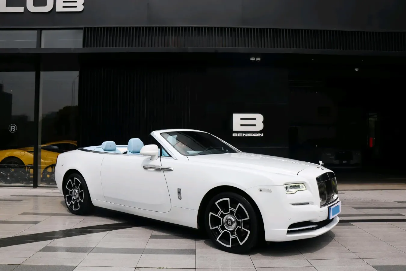 2018 Rolls-Royce Dawn 6.6T 571HP V12 8AT,autocango,china used car exporter,china ev exporter,chinese used car exporter,chinese used ev exporter
