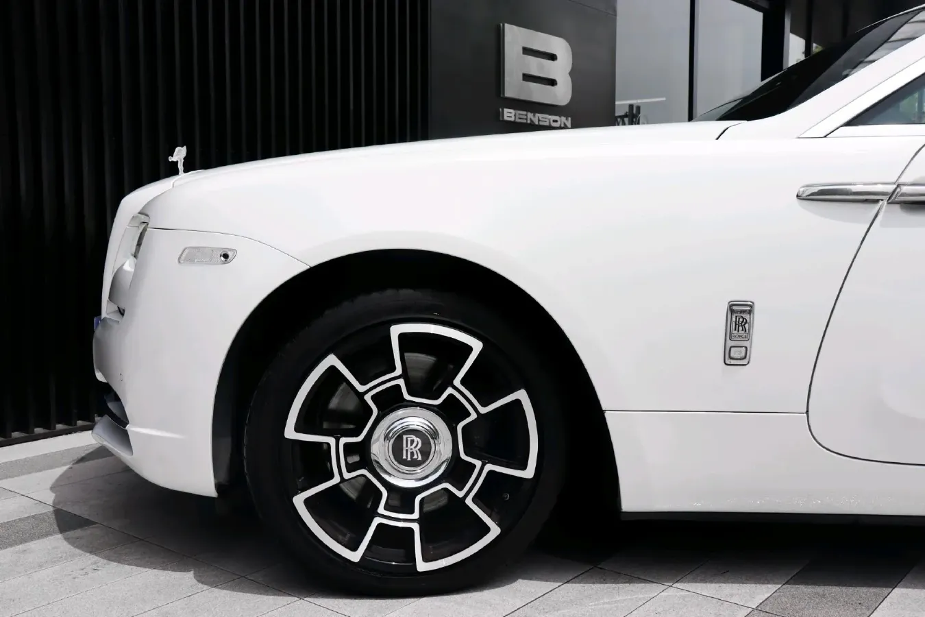 2018 Rolls-Royce Dawn 6.6T 571HP V12 8AT,autocango,china used car exporter,china ev exporter,chinese used car exporter,chinese used ev exporter