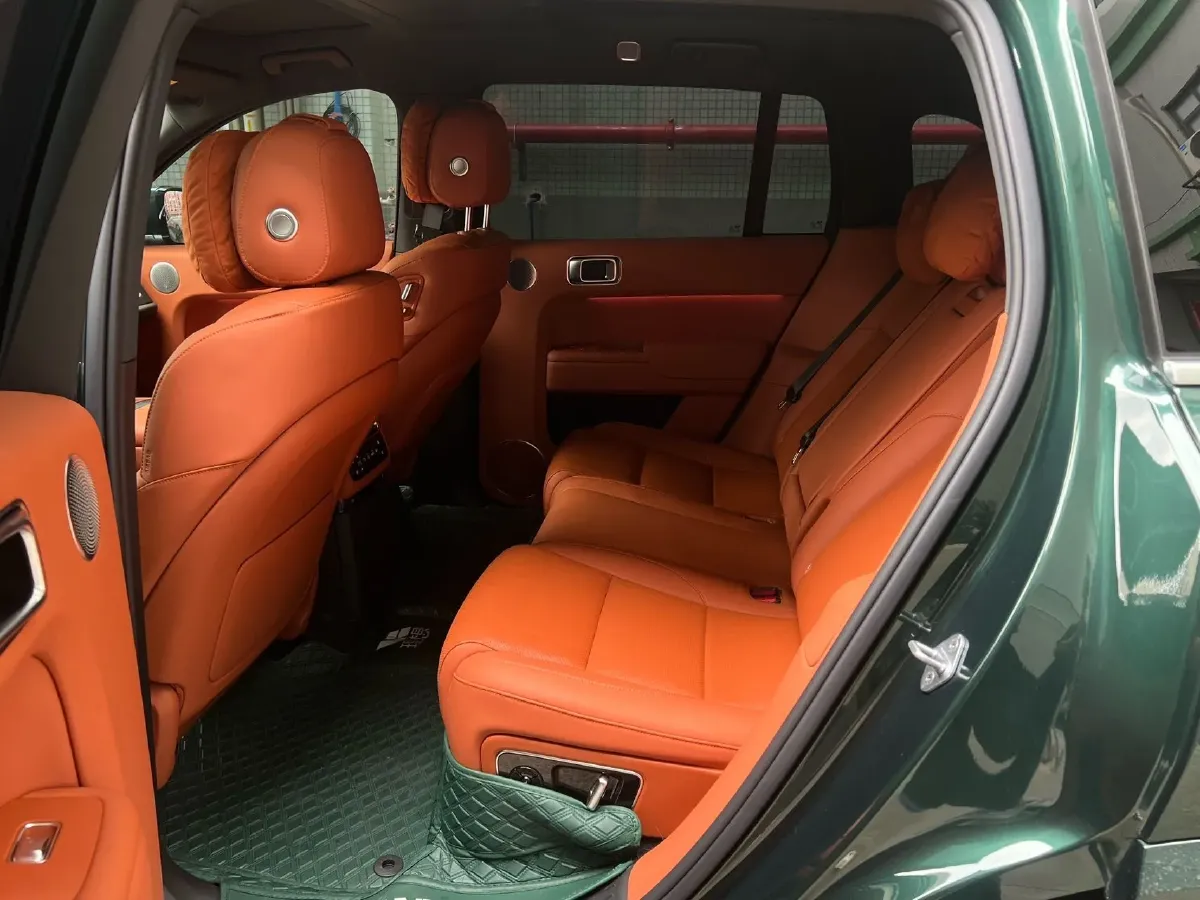 2024 Li L8 Range Extended 154HP REEV 42.8KWH,autocango,china used car exporter,china ev exporter,chinese used car exporter,chinese used ev exporter