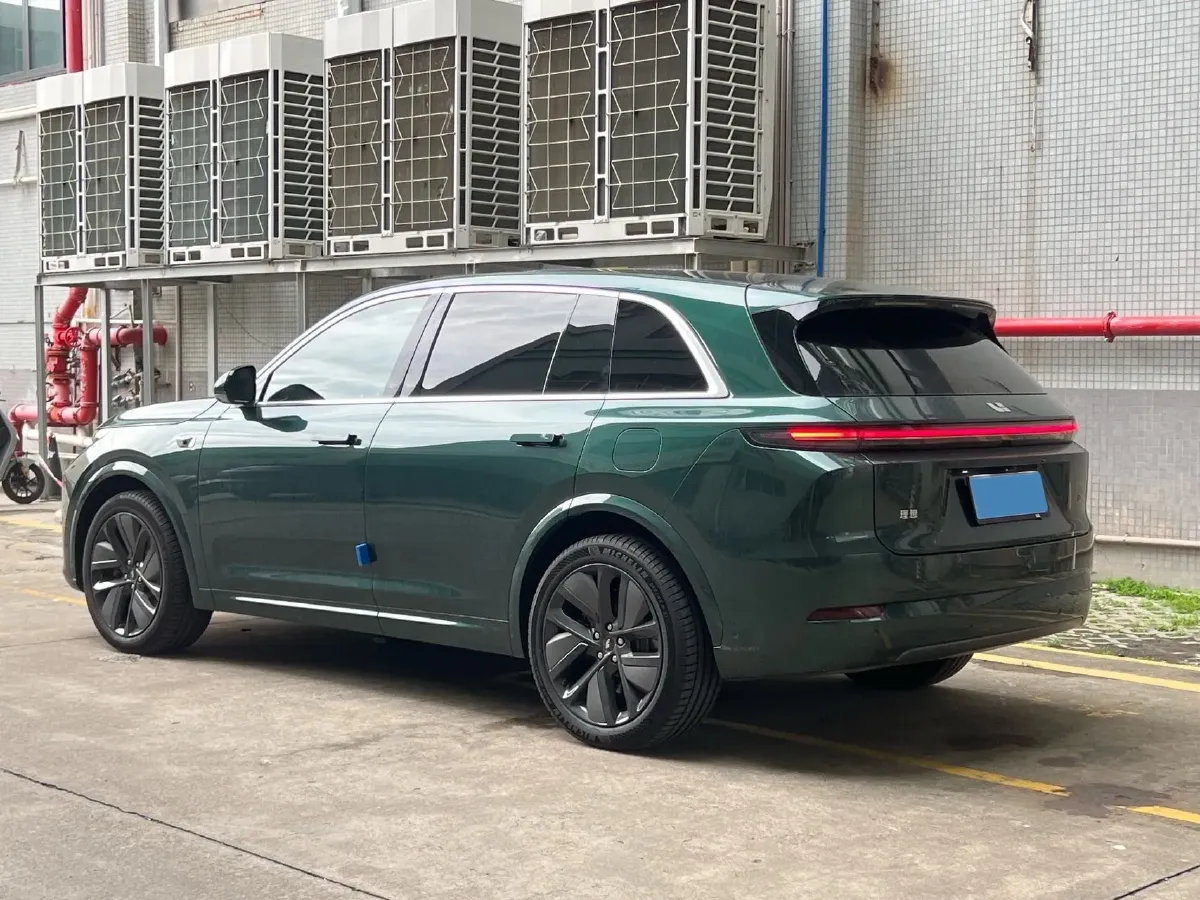 2024 Li L8 Range Extended 154HP REEV 42.8KWH,autocango,china used car exporter,china ev exporter,chinese used car exporter,chinese used ev exporter