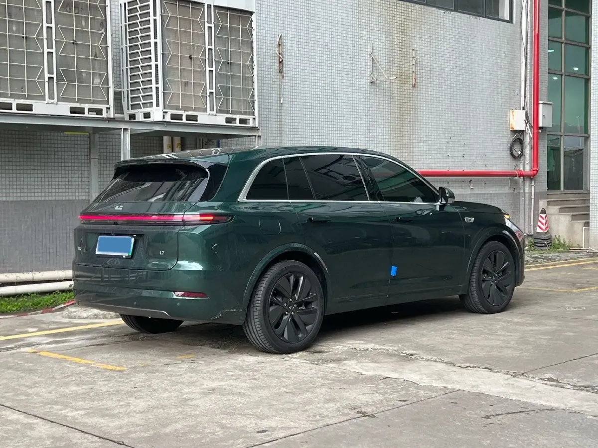 2024 Li L8 Range Extended 154HP REEV 42.8KWH,autocango,china used car exporter,china ev exporter,chinese used car exporter,chinese used ev exporter