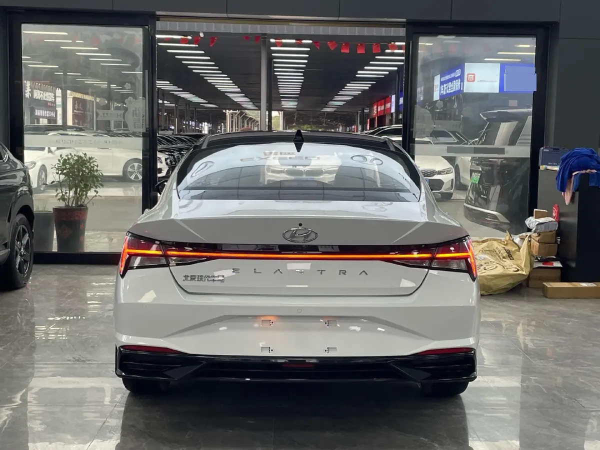 2021 Hyundai Elantra 1.5L 115HP L4 CVT,autocango,china used car exporter,china ev exporter,chinese used car exporter,chinese used ev exporter