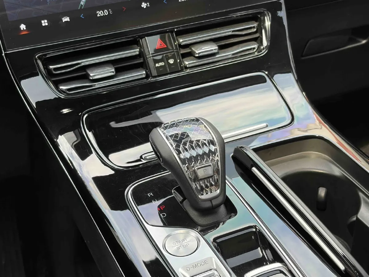 2024 GAC Trumpchi M8 2.0T 252HP L4 8AT,autocango,china used car exporter,china ev exporter,chinese used car exporter,chinese used ev exporter