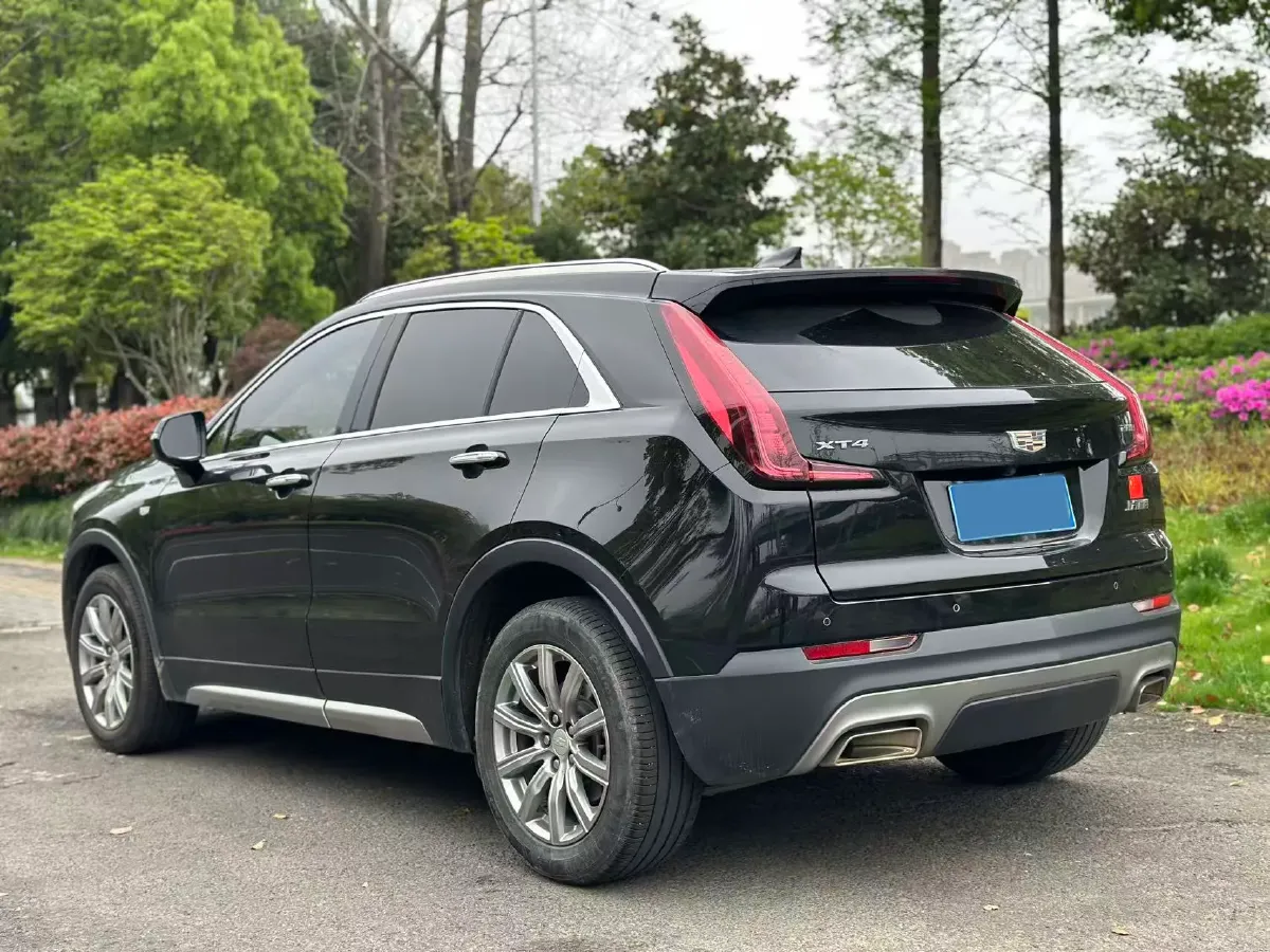 2020 Cadillac XT4 2.0T 237HP L4 9AT,autocango,china used car exporter,china ev exporter,chinese used car exporter,chinese used ev exporter