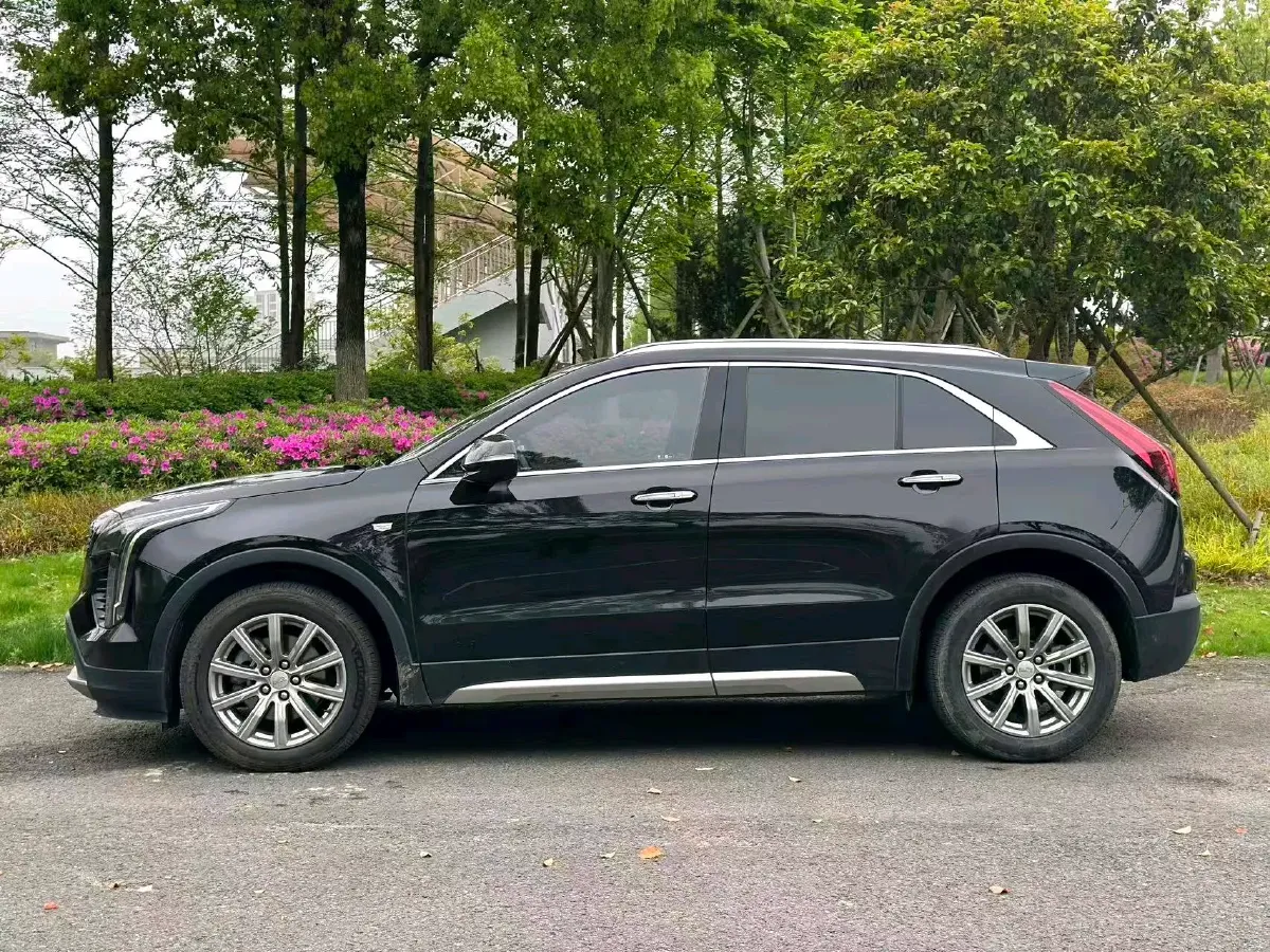 2020 Cadillac XT4 2.0T 237HP L4 9AT,autocango,china used car exporter,china ev exporter,chinese used car exporter,chinese used ev exporter