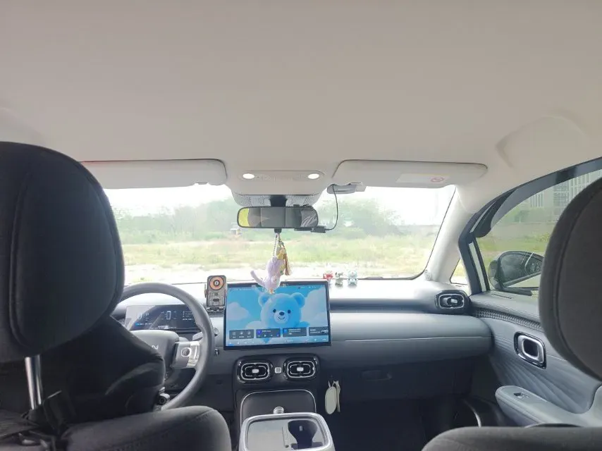 2025 Aion AION UT BEV,autocango,china used car exporter,china ev exporter,chinese used car exporter,chinese used ev exporter