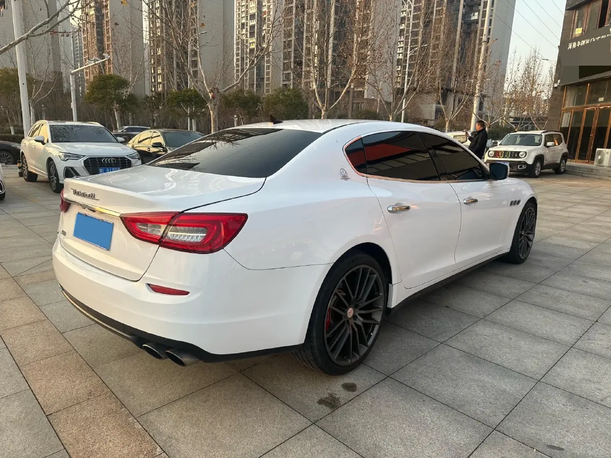 2013 Maserati Quattroporte 3.0T 330HP V6 8AT,autocango,china used car exporter,china ev exporter,chinese used car exporter,chinese used ev exporter
