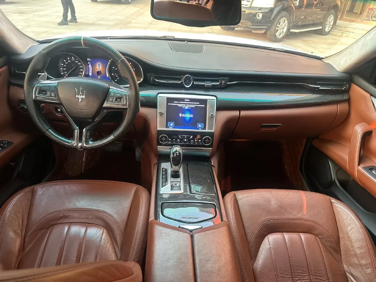 2013 Maserati Quattroporte 3.0T 330HP V6 8AT,autocango,china used car exporter,china ev exporter,chinese used car exporter,chinese used ev exporter