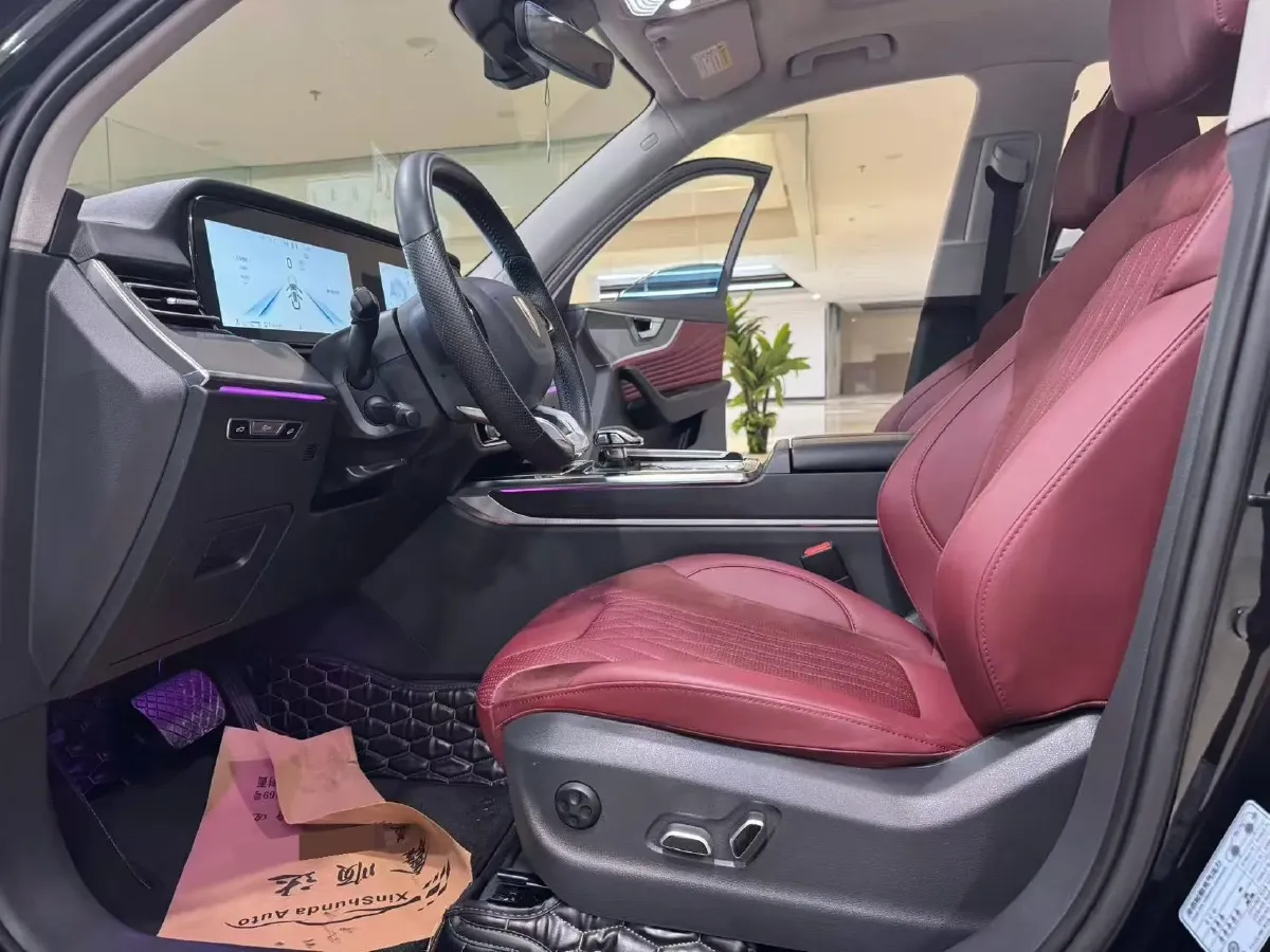 2023 HongQi HS5 2.0T 252HP L4 8AT,autocango,china used car exporter,china ev exporter,chinese used car exporter,chinese used ev exporter