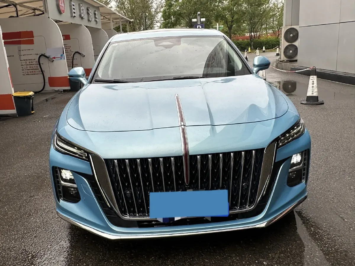 2023 HongQi H5 2.0T 224HP L4 8AT,autocango,china used car exporter,china ev exporter,chinese used car exporter,chinese used ev exporter