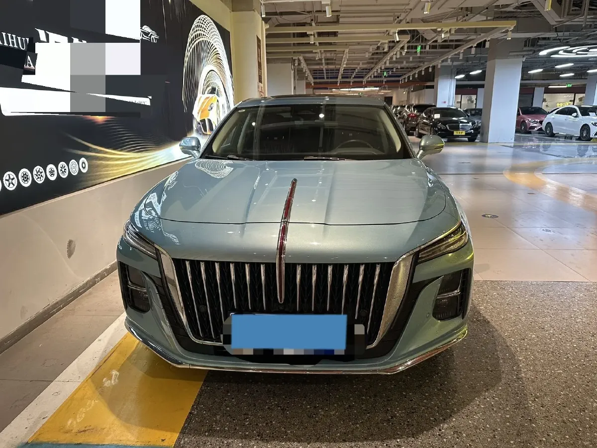 2023 HongQi H5 2.0T 224HP L4 8AT,autocango,china used car exporter,china ev exporter,chinese used car exporter,chinese used ev exporter
