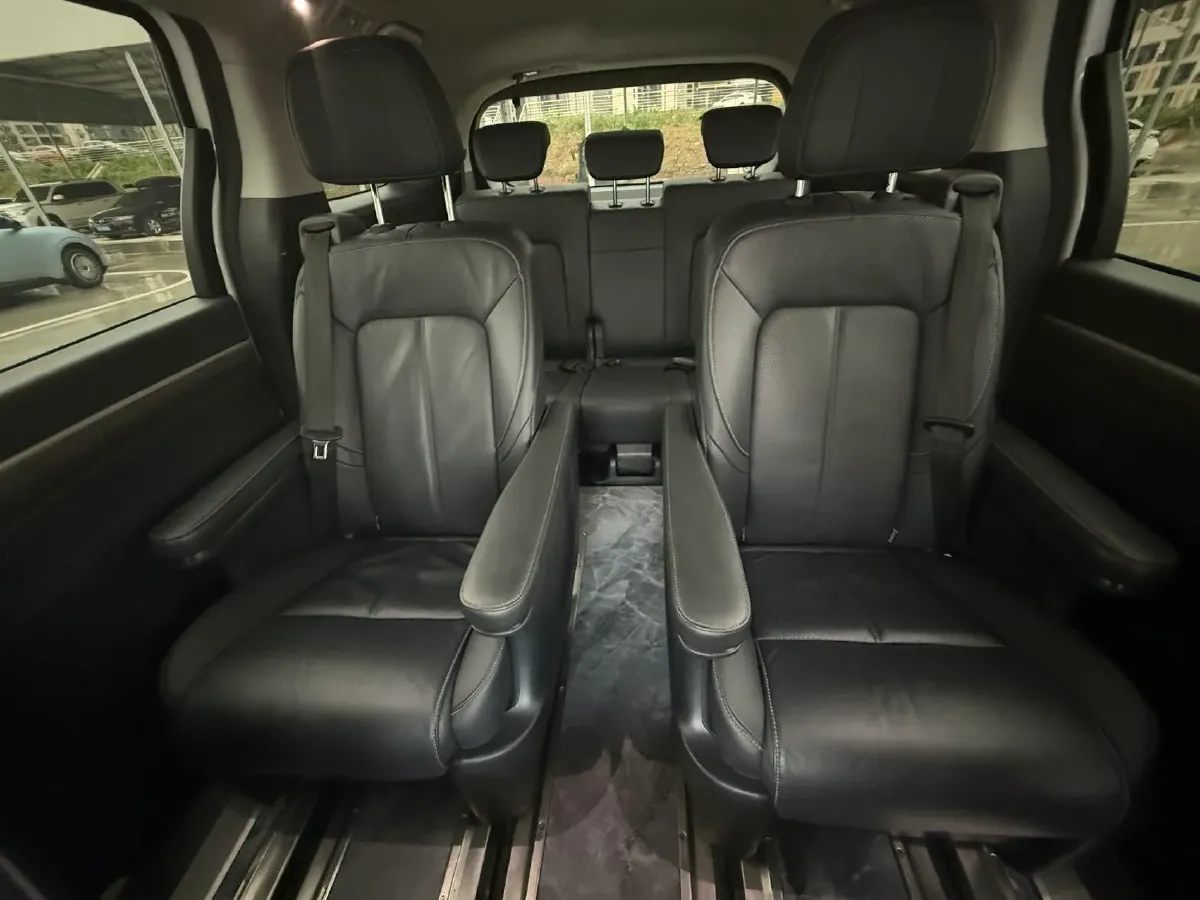 2021 GAC Trumpchi M8 2.0T 252HP L4 8AT,autocango,china used car exporter,china ev exporter,chinese used car exporter,chinese used ev exporter