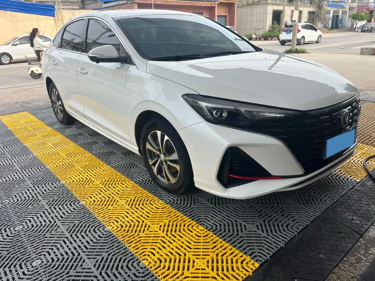 2023 ChangAn Eado 1.4T 160HP L4 7DCT,autocango,china used car exporter,china ev exporter,chinese used car exporter,chinese used ev exporter