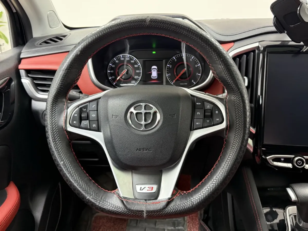 2017 Brilliance Auto V3 1.5L 112HP L4 5AT,autocango,china used car exporter,china ev exporter,chinese used car exporter,chinese used ev exporter