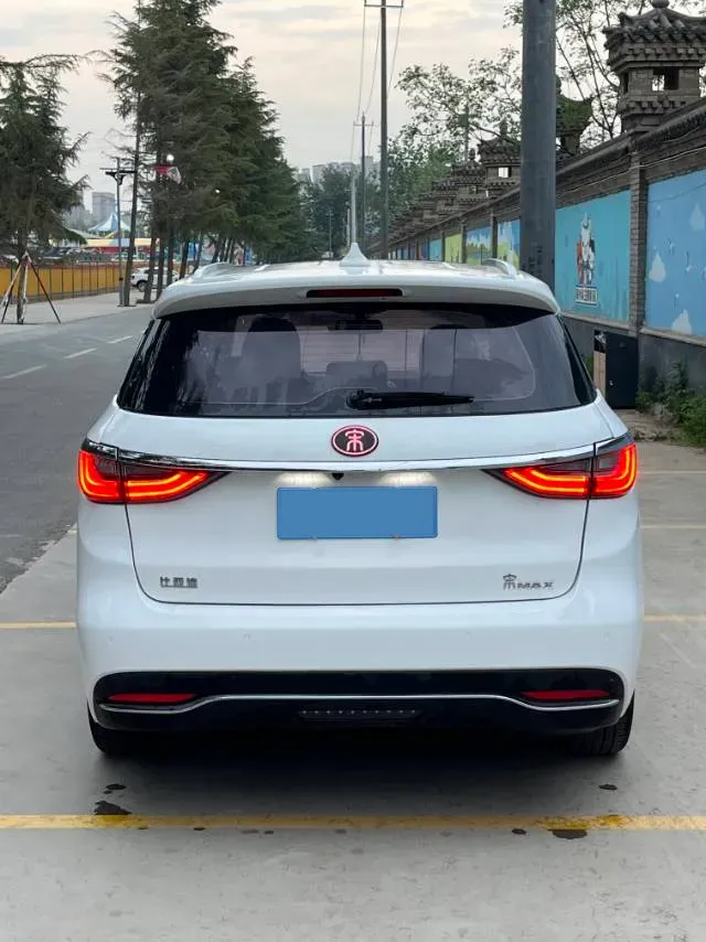 2017 BYD Song MAX 1.5T 154HP L4 6DCT,autocango,china used car exporter,china ev exporter,chinese used car exporter,chinese used ev exporter