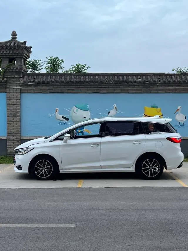 2017 BYD Song MAX 1.5T 154HP L4 6DCT,autocango,china used car exporter,china ev exporter,chinese used car exporter,chinese used ev exporter