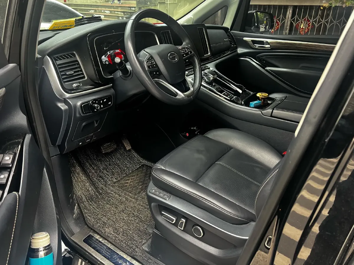 2021 GAC Trumpchi M8 2.0T 252HP L4 8AT,autocango,china used car exporter,china ev exporter,chinese used car exporter,chinese used ev exporter