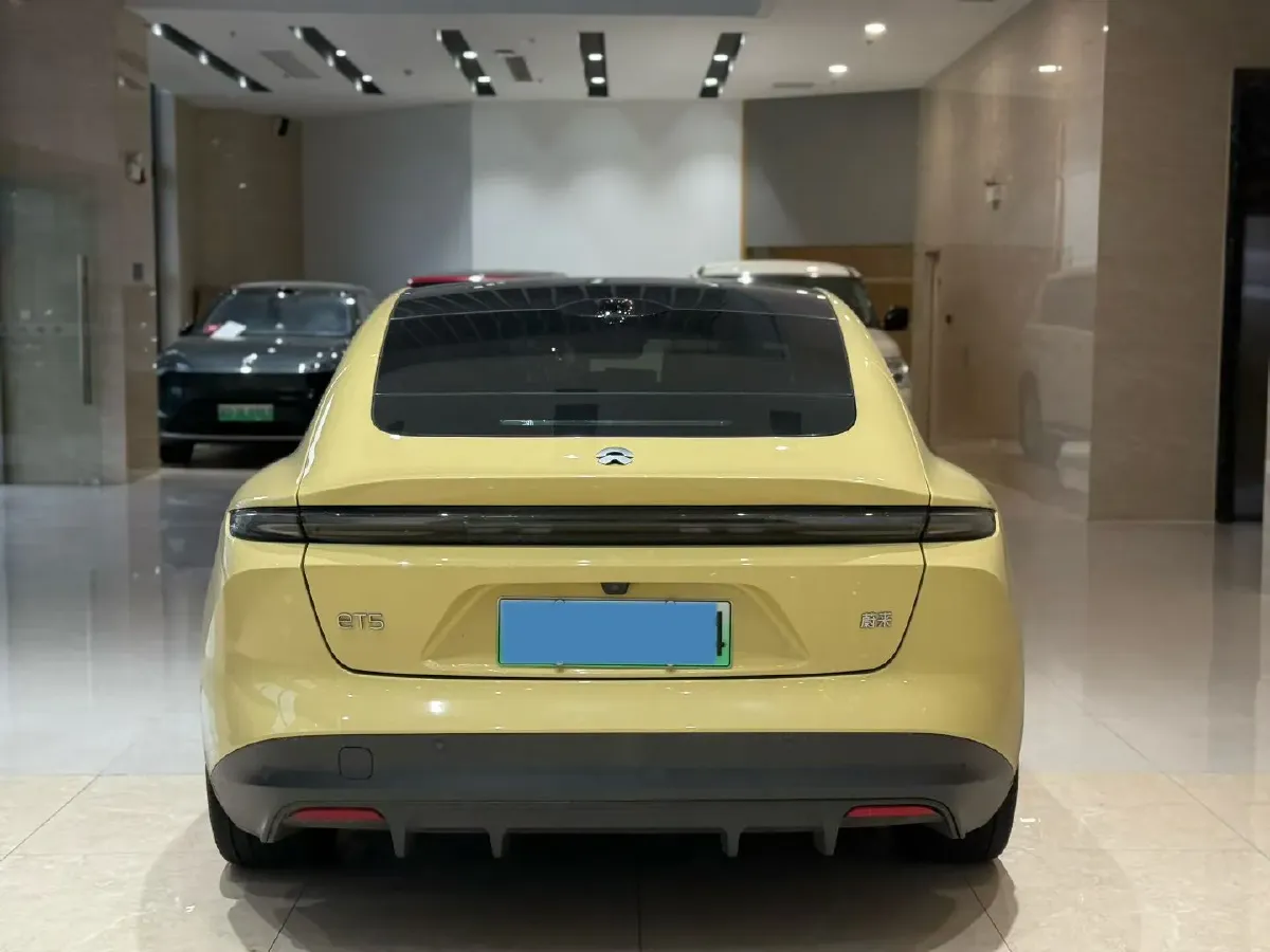 2024 NIO ET5 BEV 75KWH,autocango,china used car exporter,china ev exporter,chinese used car exporter,chinese used ev exporter