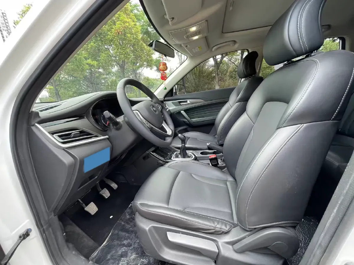 2021 ChangAn CS35 Plus 1.6L 128HP L4 5MT,autocango,china used car exporter,china ev exporter,chinese used car exporter,chinese used ev exporter