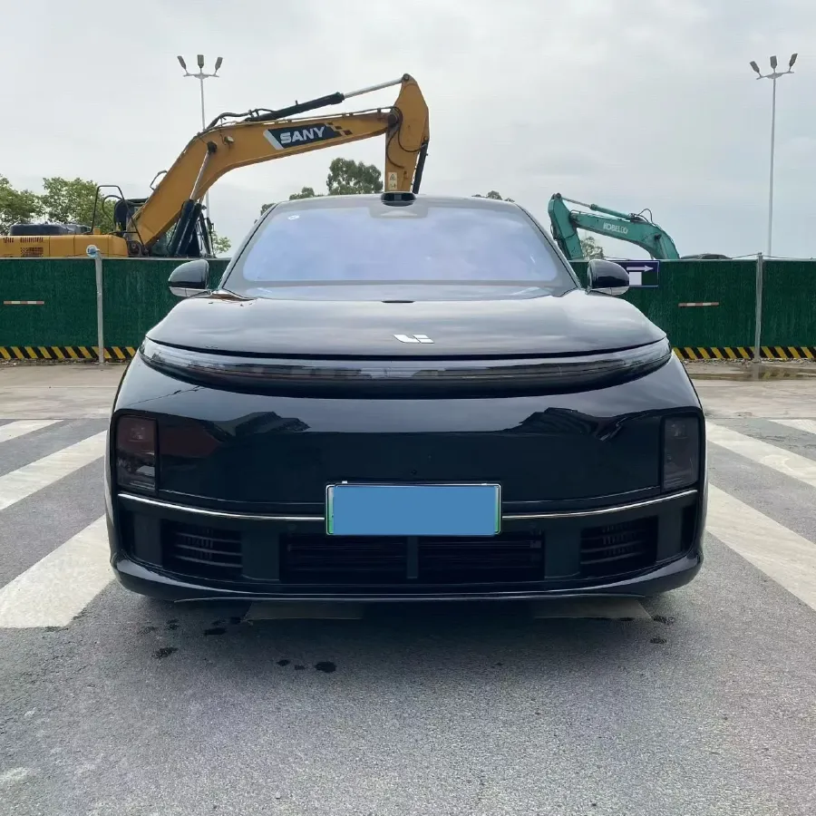 2025 Li L7 Range Extended 154HP REEV,autocango,china used car exporter,china ev exporter,chinese used car exporter,chinese used ev exporter